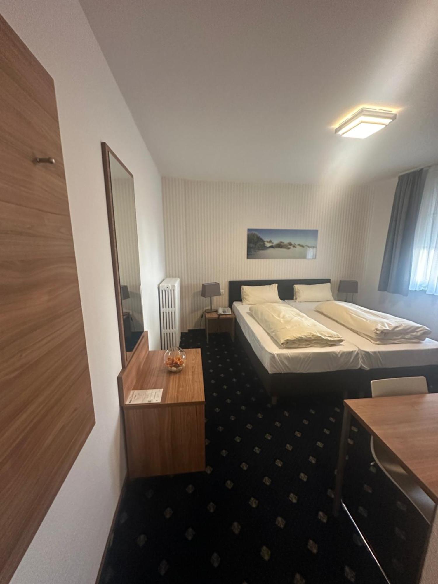 Hotel Benger Krefeld Exterior photo